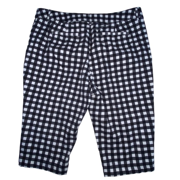 St John’s Bay (37x16) Black Plaid Checkered Stretch Capri Capris - Women’s 18P - Picture 8 of 12